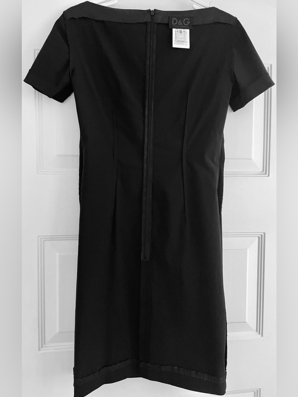 Dolce & Gabbana D&G Authentic Vintage Black Form Fitting Sheath Cocktail Dress 🍸